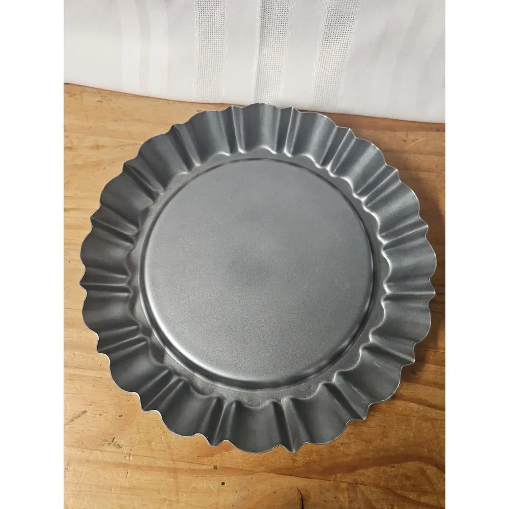 Vintage Chef Tell Dessert Pan by Nordic‎ Ware tan coating no stick 10*1.5